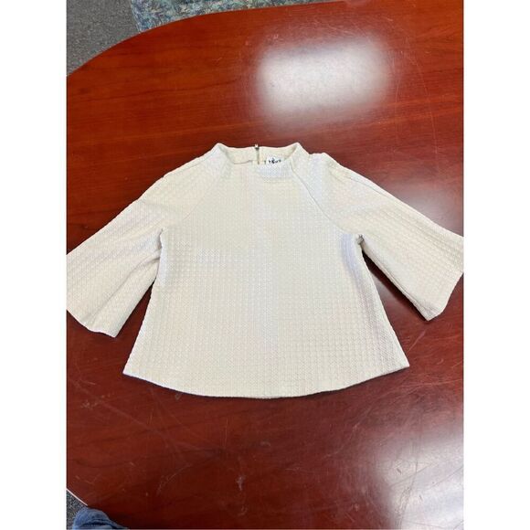 W by Who Wear What When Where Cream Textured Funnel Neck Back Zip Top sz XS - Picture 1 of 6